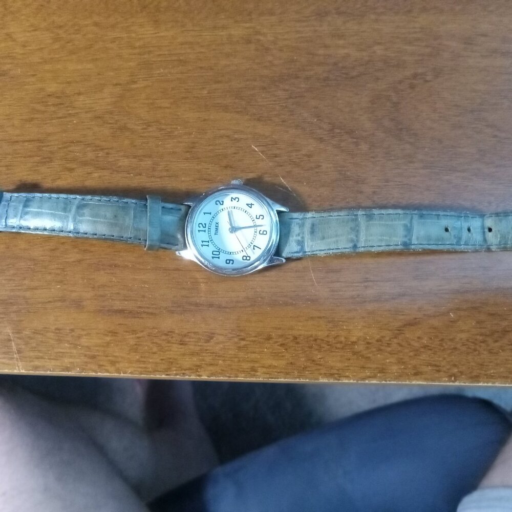 Timex Ladies Easy Reader Watch - Picture 4 of 8